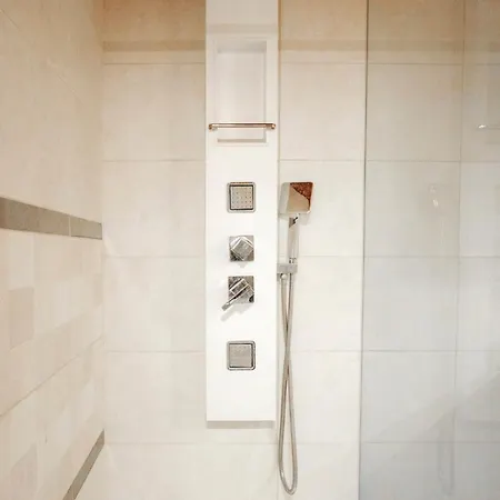 Budapestayz - Jozsef Apartamento *