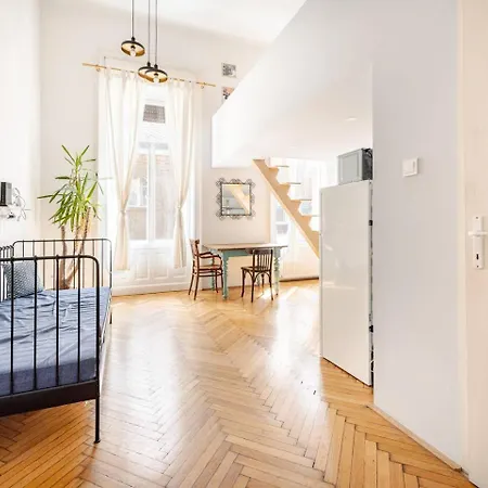 Appartement Budapestayz - Jozsef Boedapest